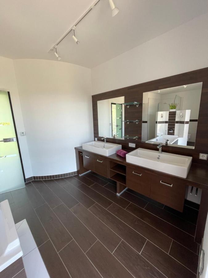 Villa Wanderlux เซลลาเมลิส ภายนอก รูปภาพ