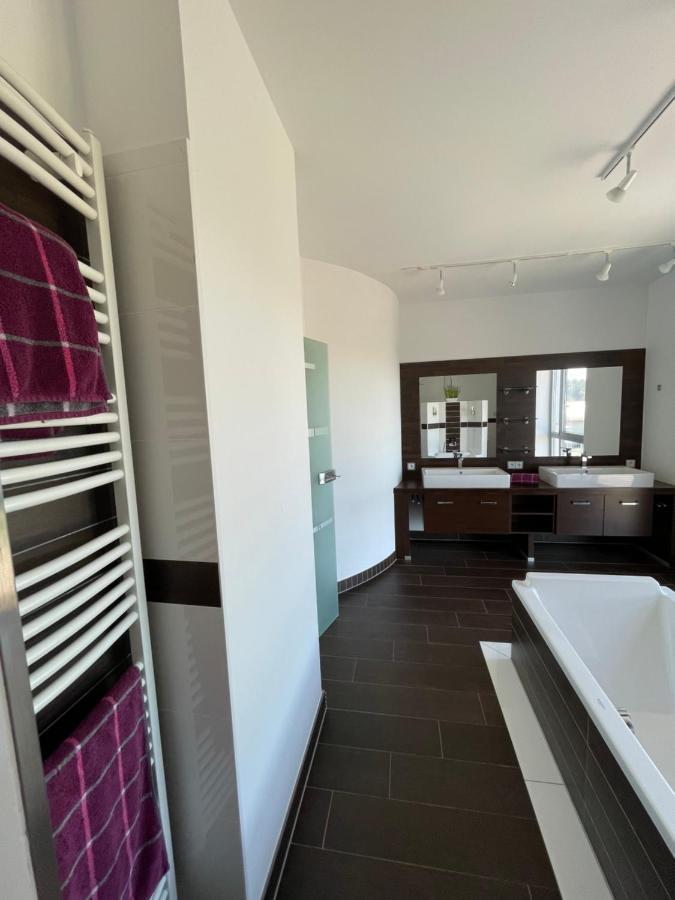 Villa Wanderlux เซลลาเมลิส ภายนอก รูปภาพ